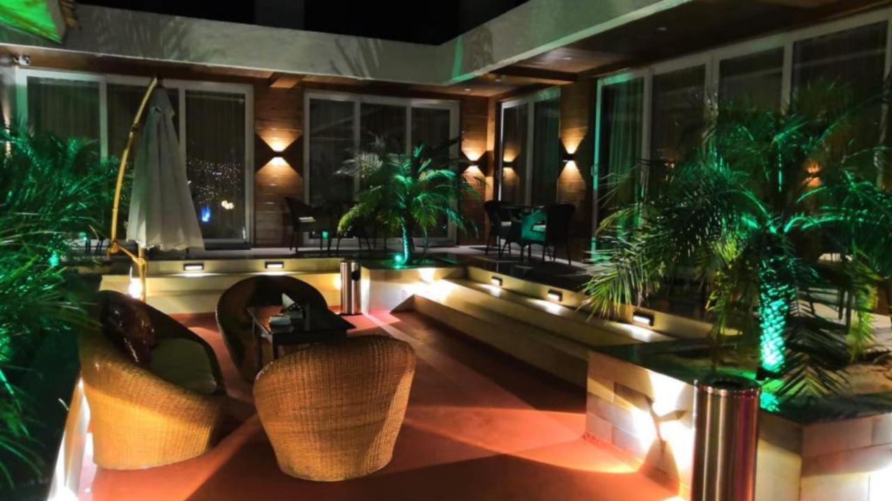 Shivers Oasis Luxury Boutique Resort Кандолим Экстерьер фото